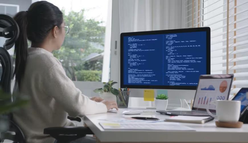 海阳市企业数字化解决方案:机器学习赋能商业模式升级的核心路径